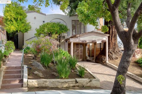 Photo of 3710 Wisconsin St, Oakland, CA 94619 (MLS # 41118800)