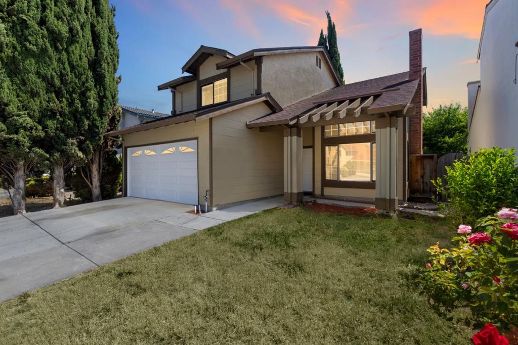 Photo of 1291 Royal Crest Drive, San Jose, CA 95131 (MLS # ML82026346)