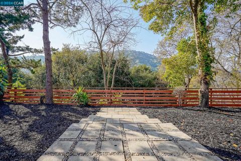 A home in Pinole