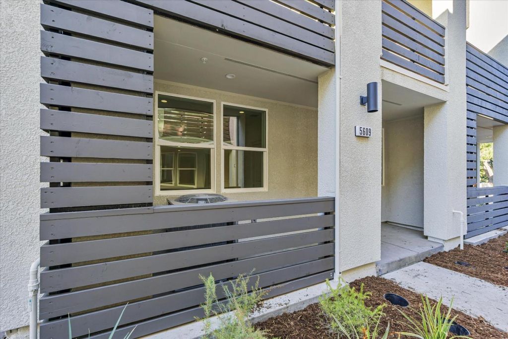 Photo of 3106 Seashell Terrace, San Ramon, CA 94583 (MLS # ML82026205)