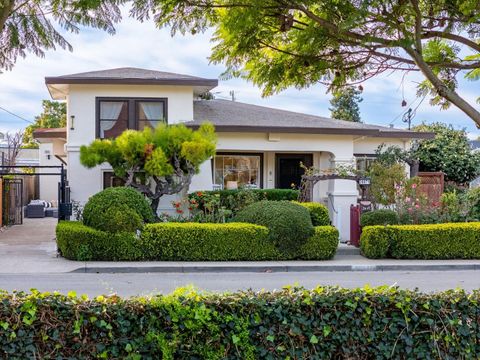 A home in Union City