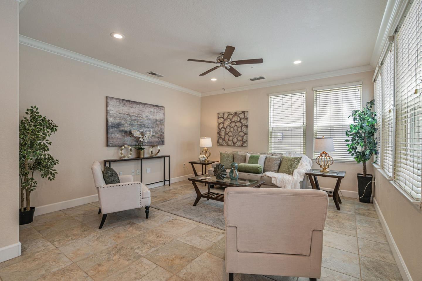 San Jose, California 95123, United States, 3 Bedrooms Bedrooms, ,3 BathroomsBathrooms,Residential,Active,158599