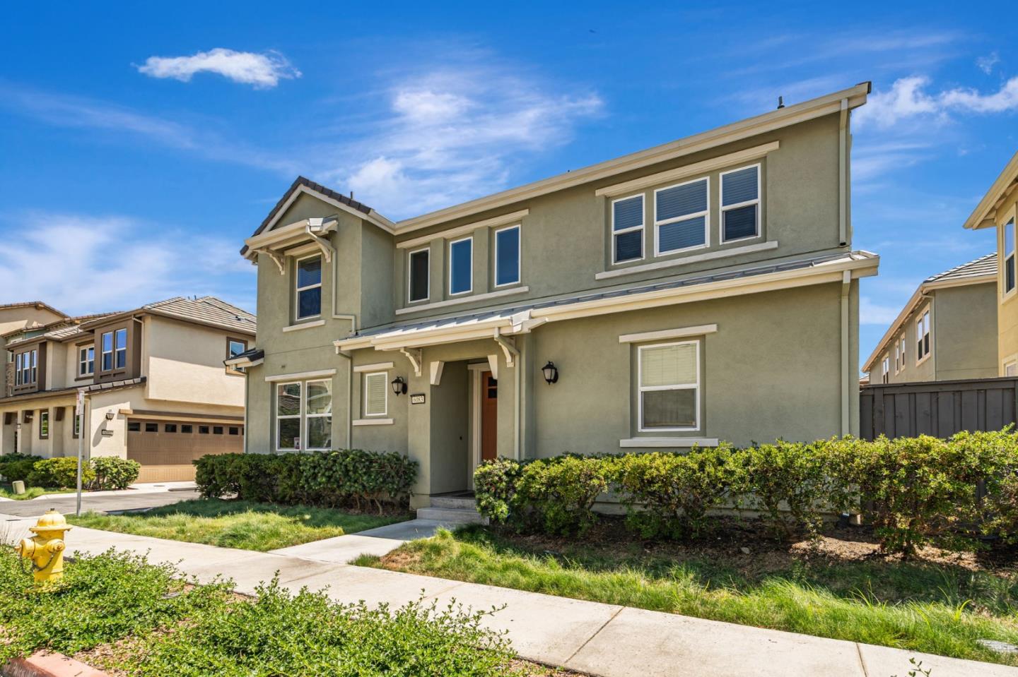 San Jose, California 95123, United States, 3 Bedrooms Bedrooms, ,3 BathroomsBathrooms,Residential,Active,158599