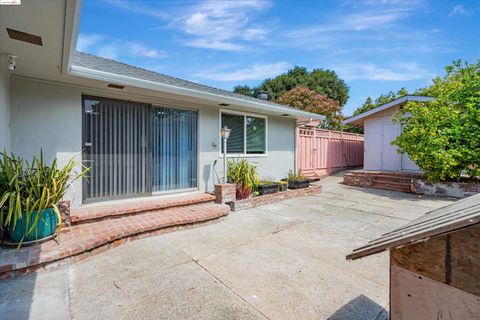 A home in El Sobrante