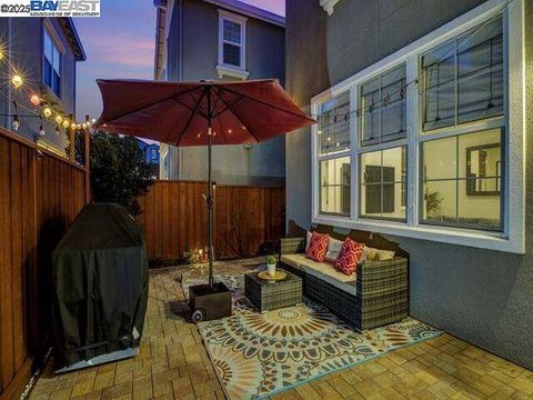 Photo of 37515 Sea Bank St, Newark, CA 94560 (MLS # 41119608)