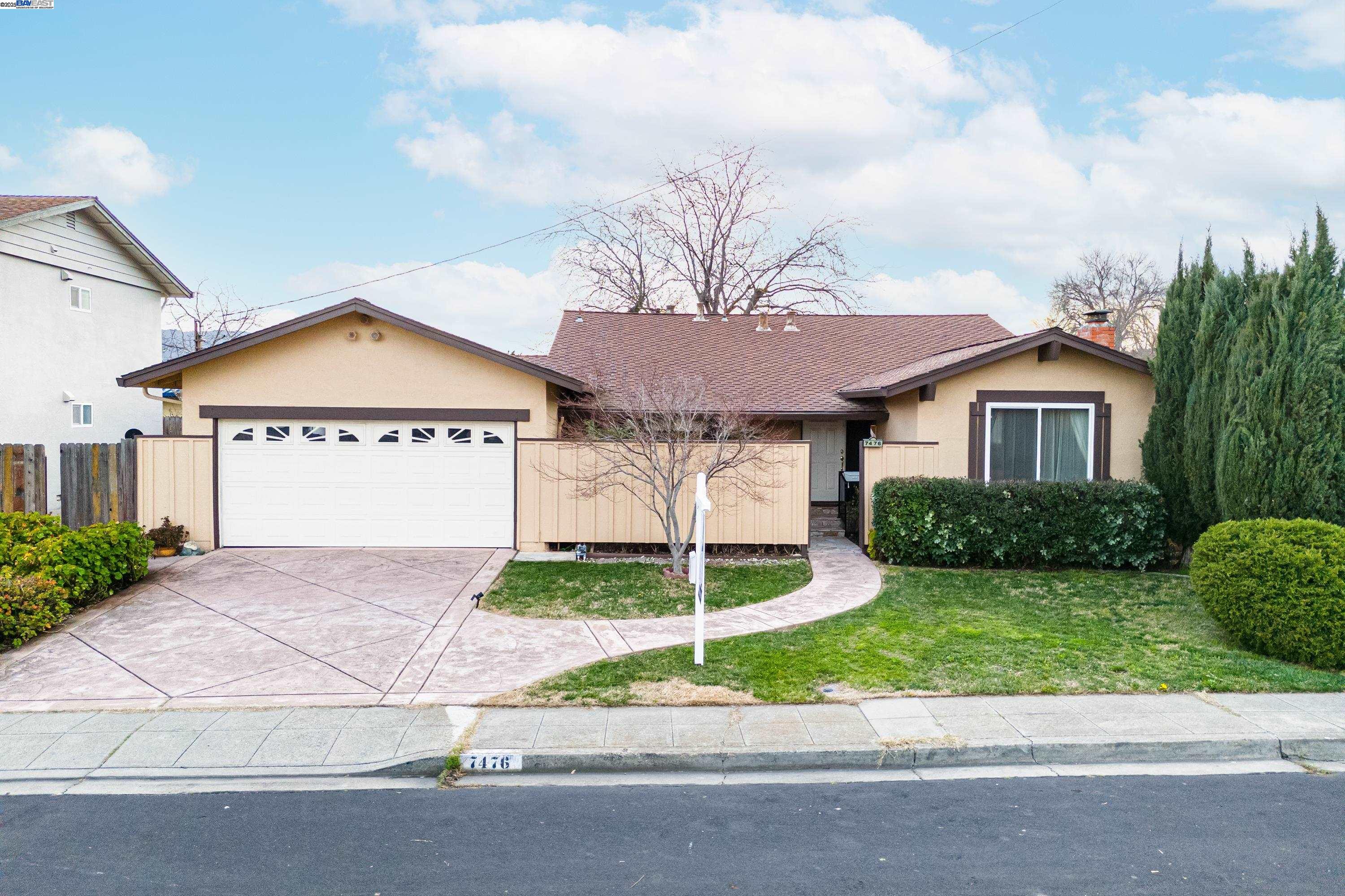7476 Brookdale Ct