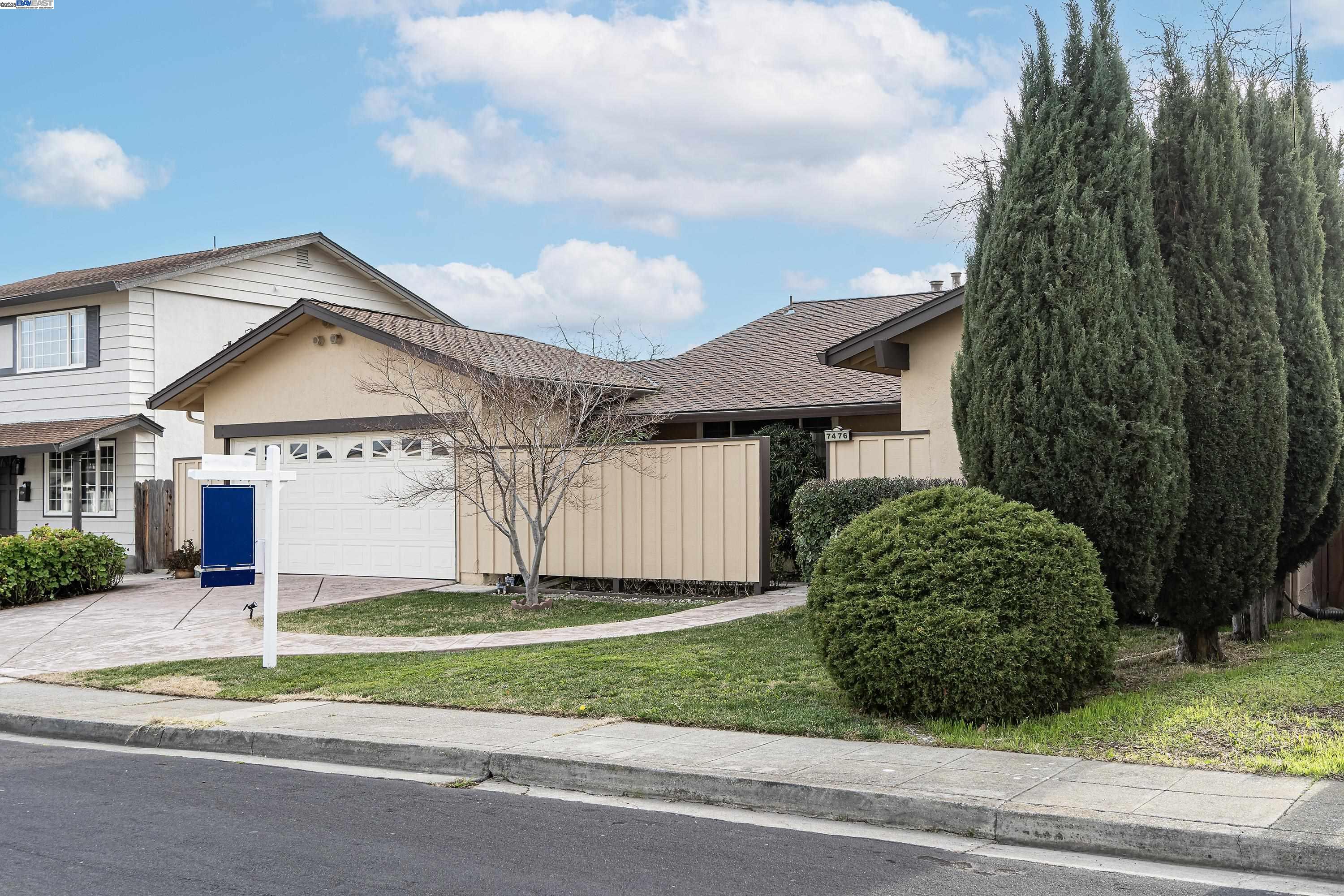 7476 Brookdale Ct