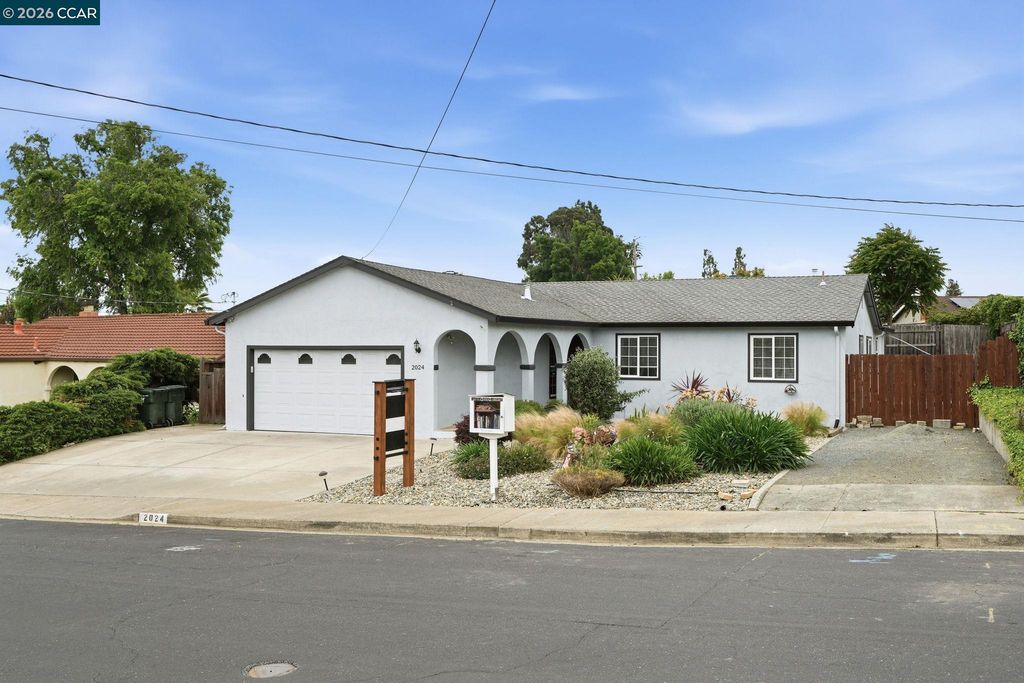 Photo of 2024 Olympic Dr, Martinez, CA 94553 (MLS # 41130396)