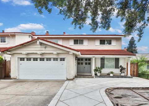 Photo of 175 Page Mill Drive, San Jose, CA 95111 (MLS # ML82029771)