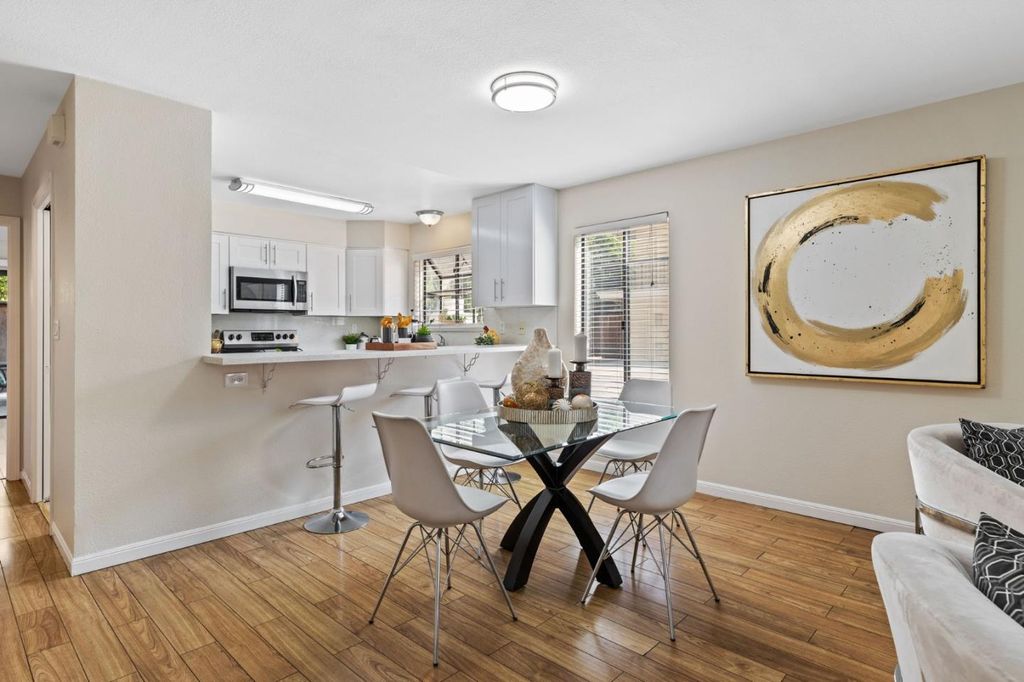 Photo of 461 Northlake Drive #25, San Jose, CA 95117 (MLS # ML82026386)