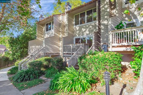 A home in Moraga