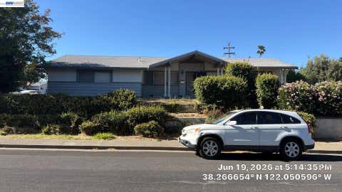 Photo of 1306 Canterbury Drive, Fairfield, CA 94533 (MLS # 41139499)