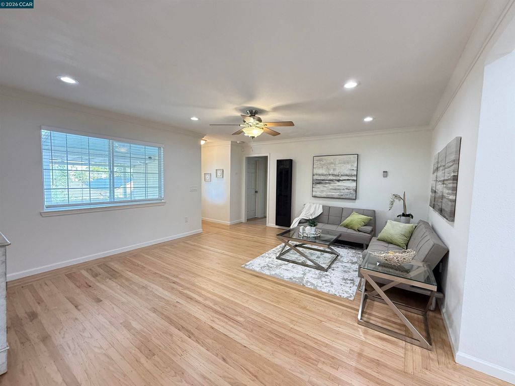 Photo of 134 High St, Martinez, CA 94553 (MLS # 41131584)