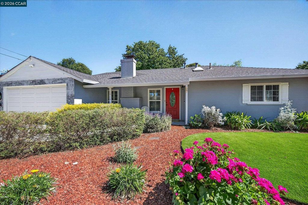 Photo of 1919 Elinora Dr, Pleasant Hill, CA 94523 (MLS # 41129080)