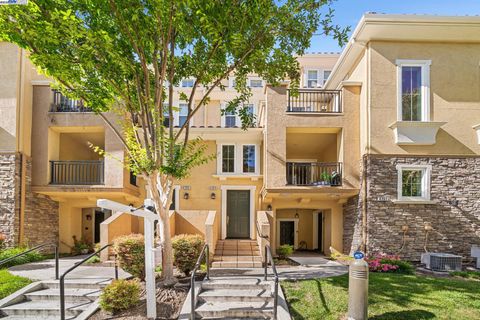 4353 Fitzwilliam St Dublin CA 94568