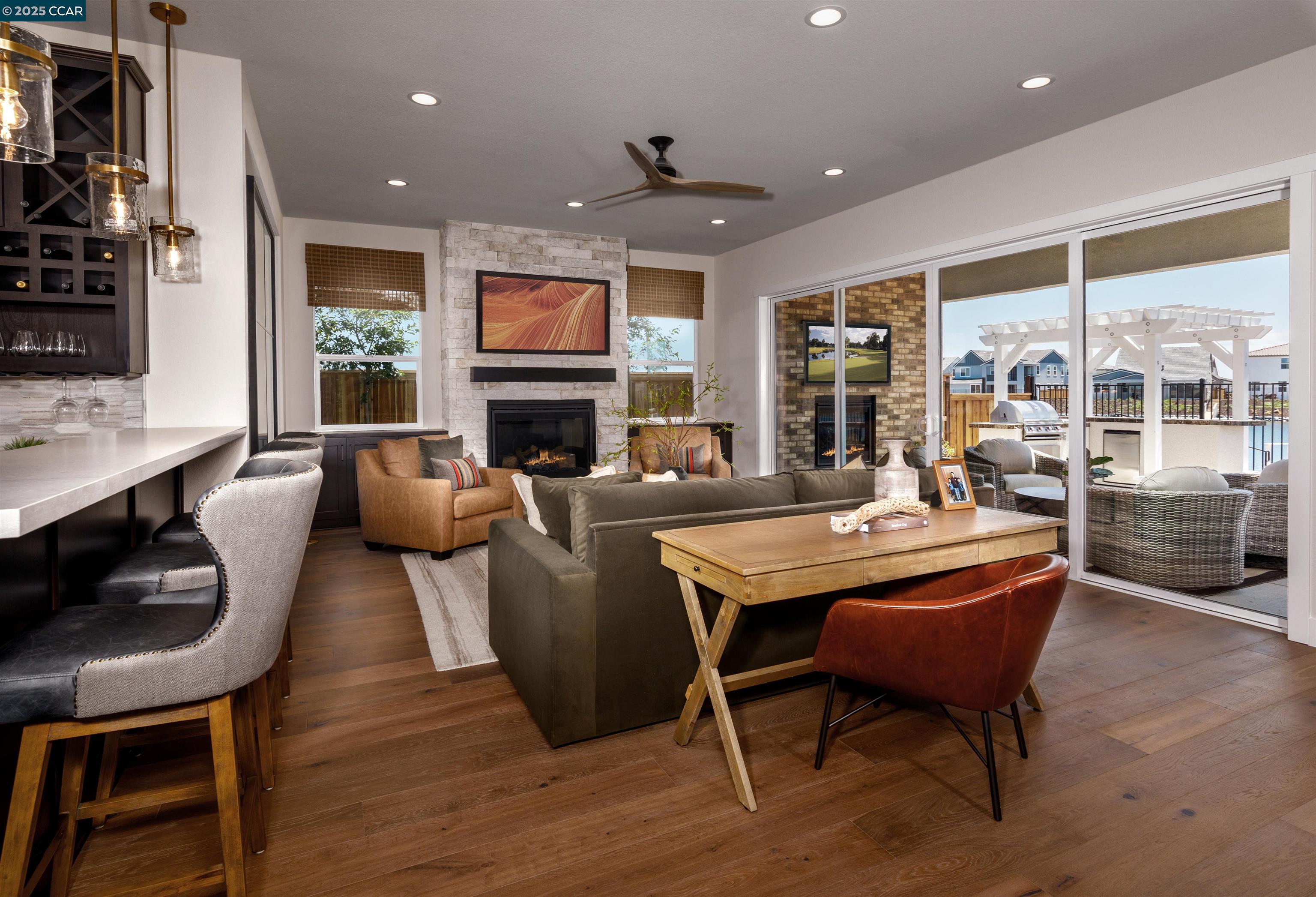 16132 Escalade Ct
