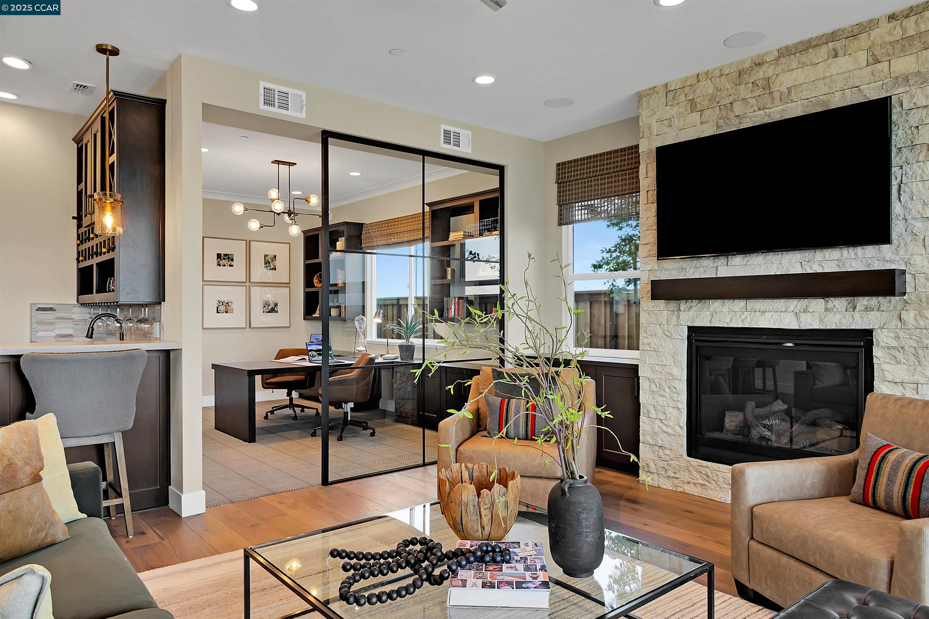 16132 Escalade Ct