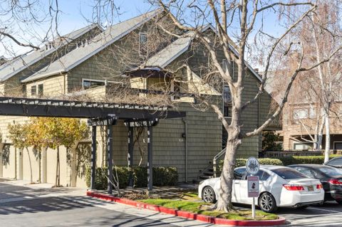 A home in San Mateo