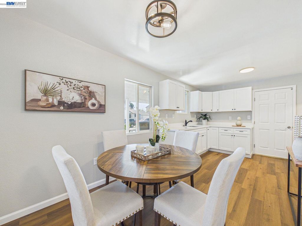 Photo of 2609 Macarthur Ave, San Pablo, CA 94806 (MLS # 41135517)