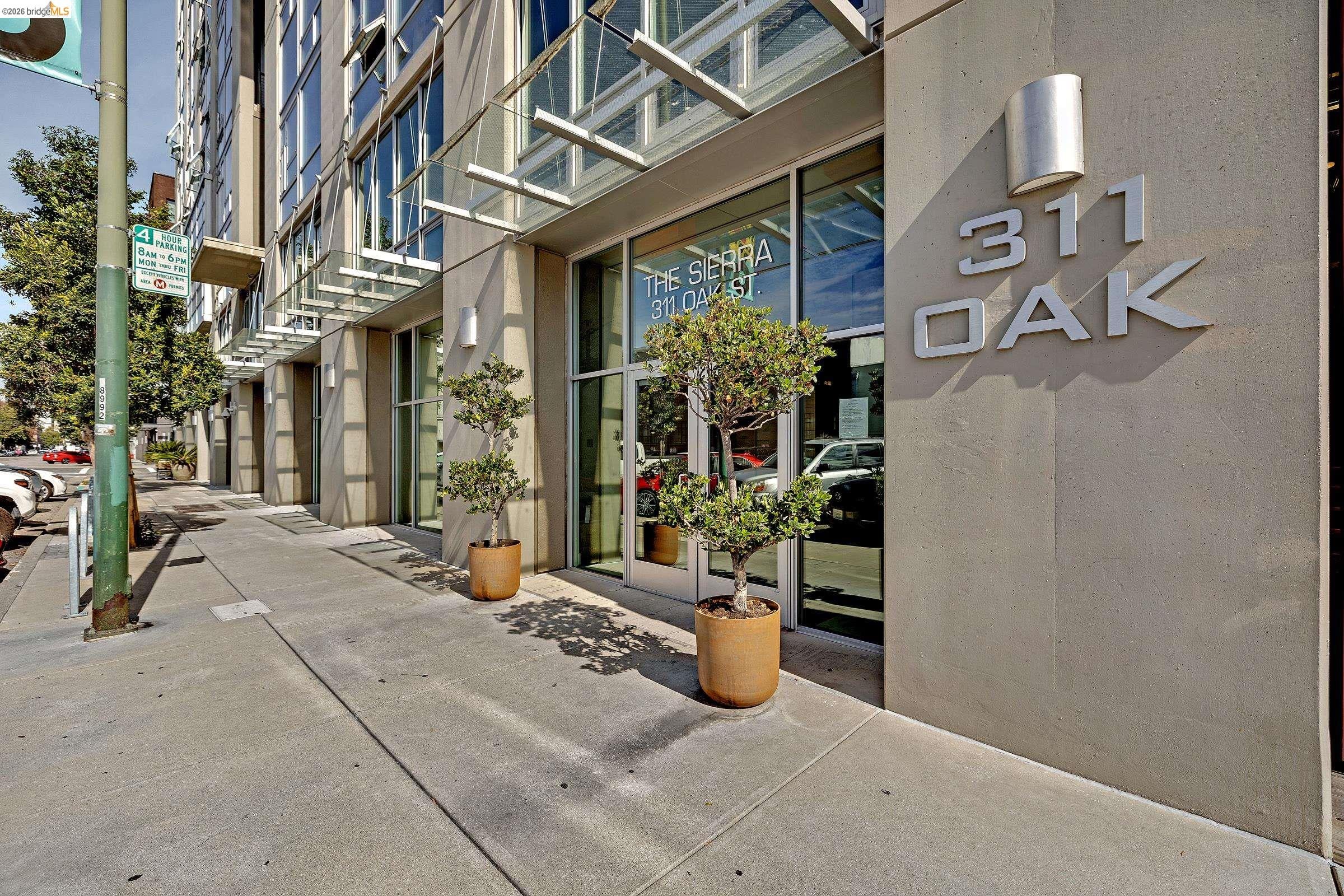 311 Oak St