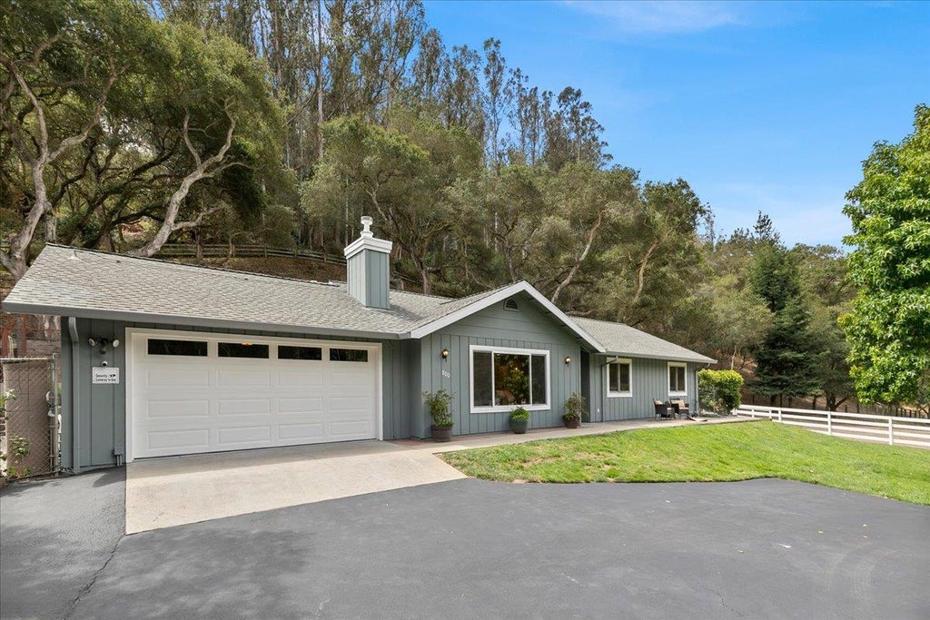 Photo of 800 Lewis Road, Royal Oaks, CA 95076 (MLS # ML82058729)