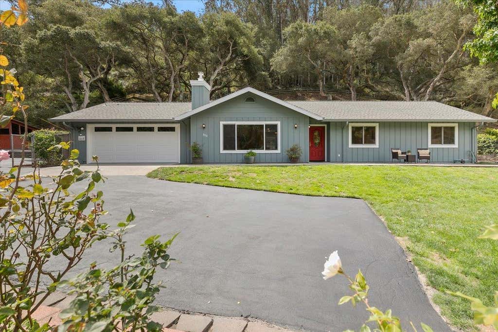 Photo of 800 Lewis Road, Royal Oaks, CA 95076 (MLS # ML82058729)