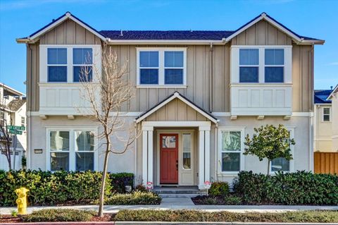 Photo of 37532 Bay Crest Road, Newark, CA 94560 (MLS # ML82031197)