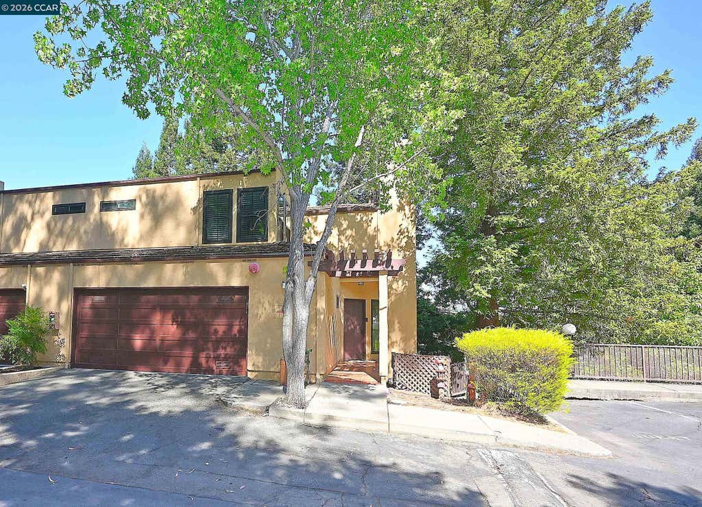 Photo of 3279 Mt Diablo Court #13, Lafayette, CA 94549 (MLS # 41143616)