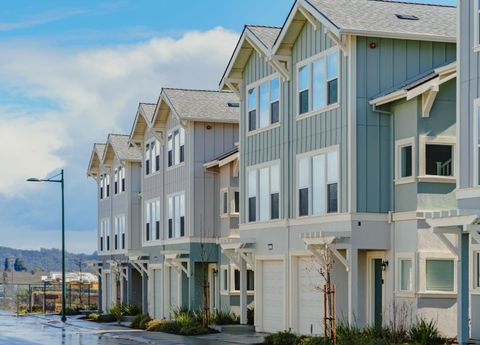 Photo of 105 Skyline Vista Way, Watsonville, CA 95076 (MLS # ML82036650)