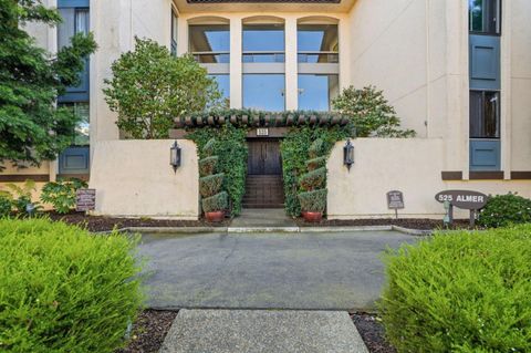 Photo of 525 Almer Road #106, Burlingame, CA 94010 (MLS # ML82034032)