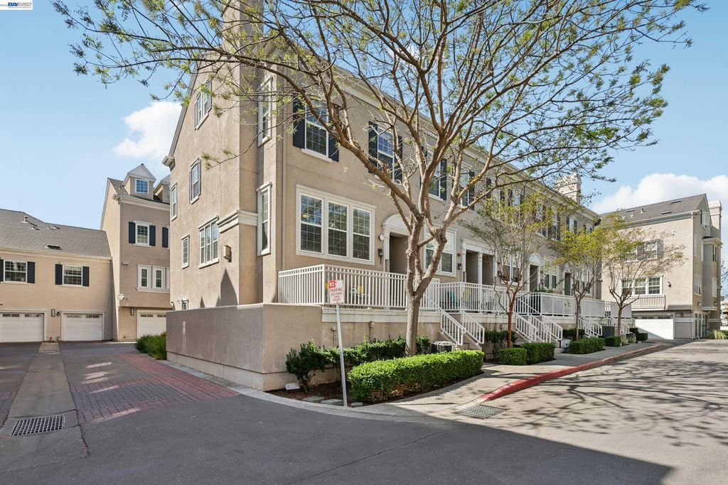 Photo of 3613 Whitworth Dr, Dublin, CA 94568 (MLS # 41129210)