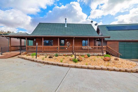 A home in La Grange