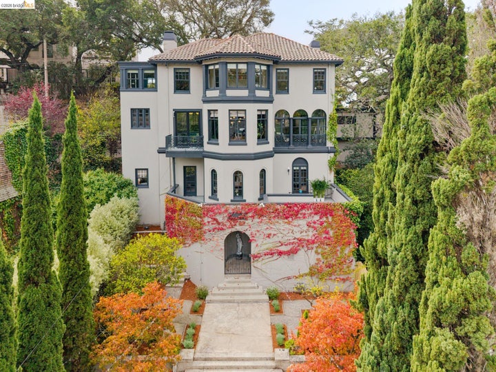 Photo 1 of 81 — 20 Oak Ridge Rd, Berkeley, CA 94705