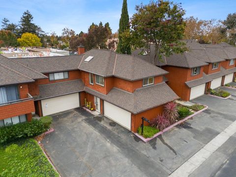 A home in Union City