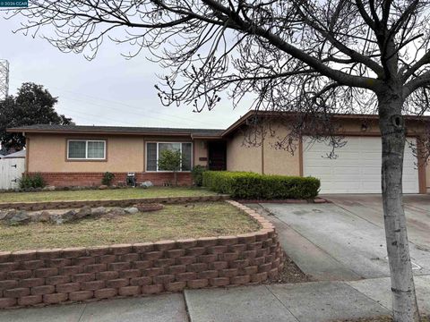 Photo of 3017 Windsor Dr, Antioch, CA 94509 (MLS # 41121437)