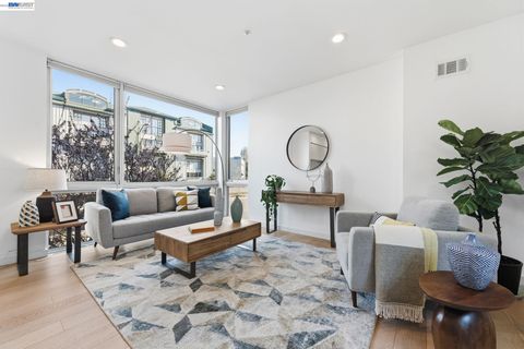 Photo of 857 W Grand Ave, Oakland, CA 94607 (MLS # 41132852)