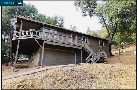 A home in Groveland