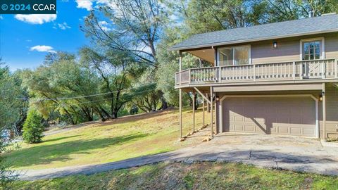 A home in Groveland