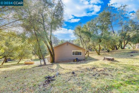 A home in Groveland