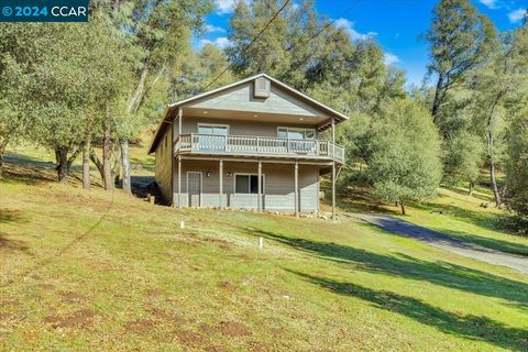 A home in Groveland