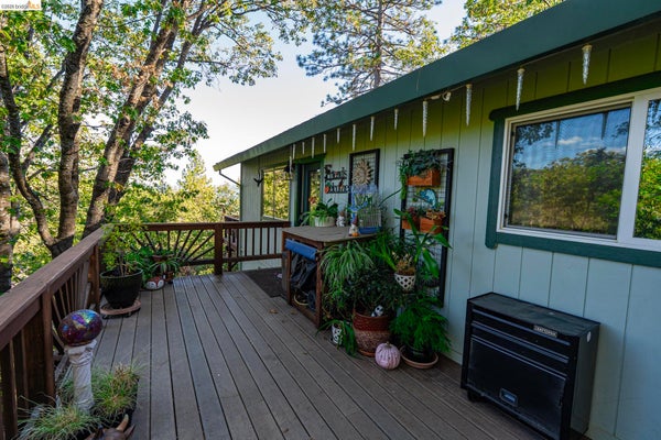23965 HITCHING POST RD, SONORA, CA 95370 - Image 0fabc680f409a14391b2decf9f5b2d8e/4276677306