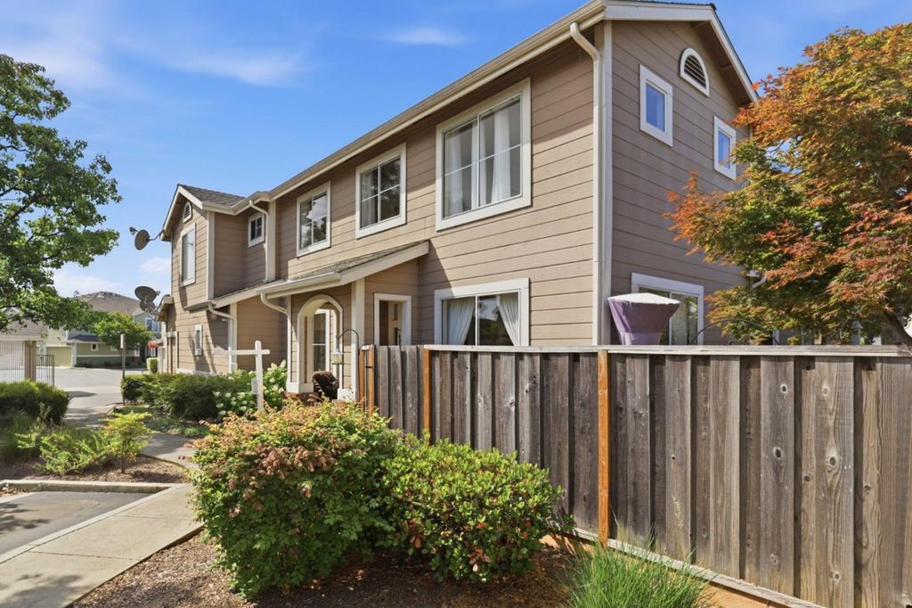Photo of 439 Ashling Court, San Jose, CA 95136 (MLS # ML82048149)