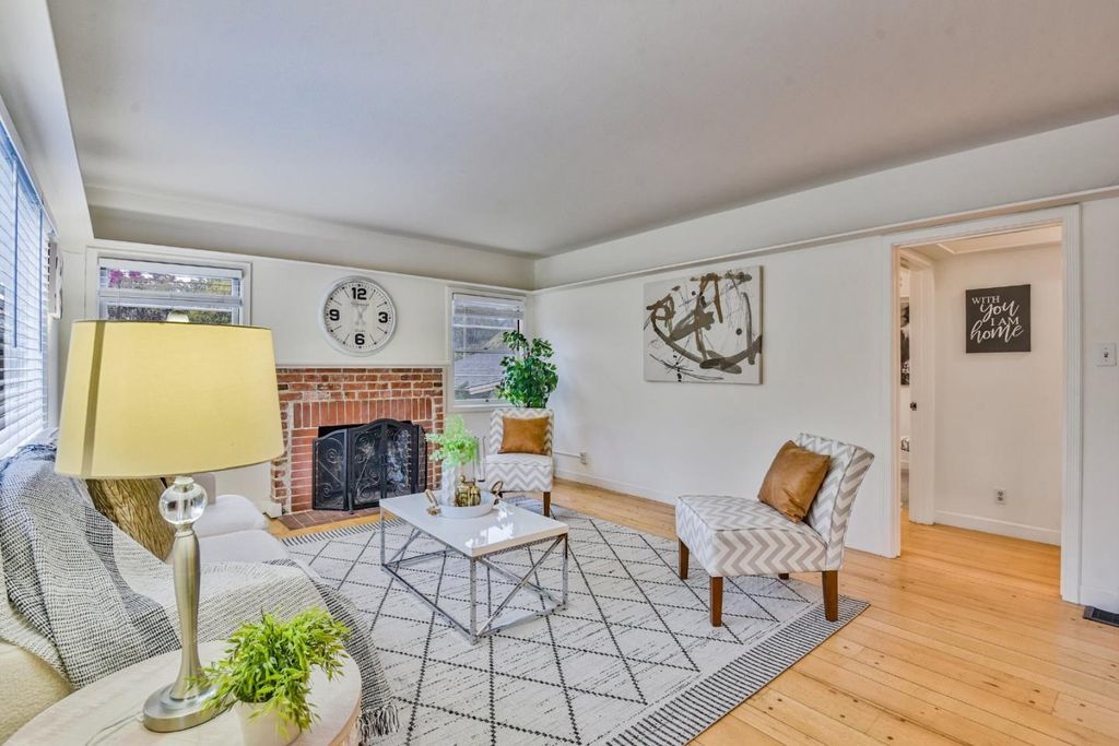 Photo of 14 Belle Avenue, San Rafael, CA 94901 (MLS # ML82026426)