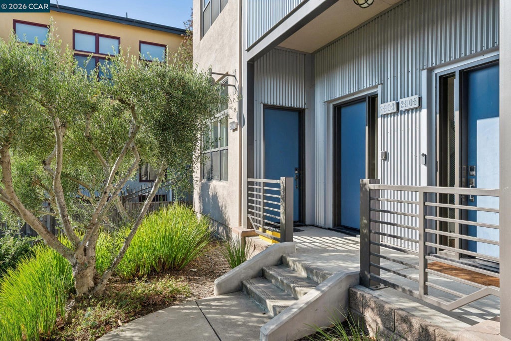 Photo of 2803 Regatta Drive, Oakland, CA 94601 (MLS # 41148353)