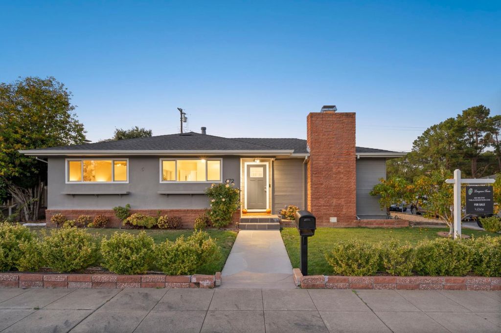 Photo of 472 Gymkhana Road, San Mateo, CA 94403 (MLS # ML82026316)