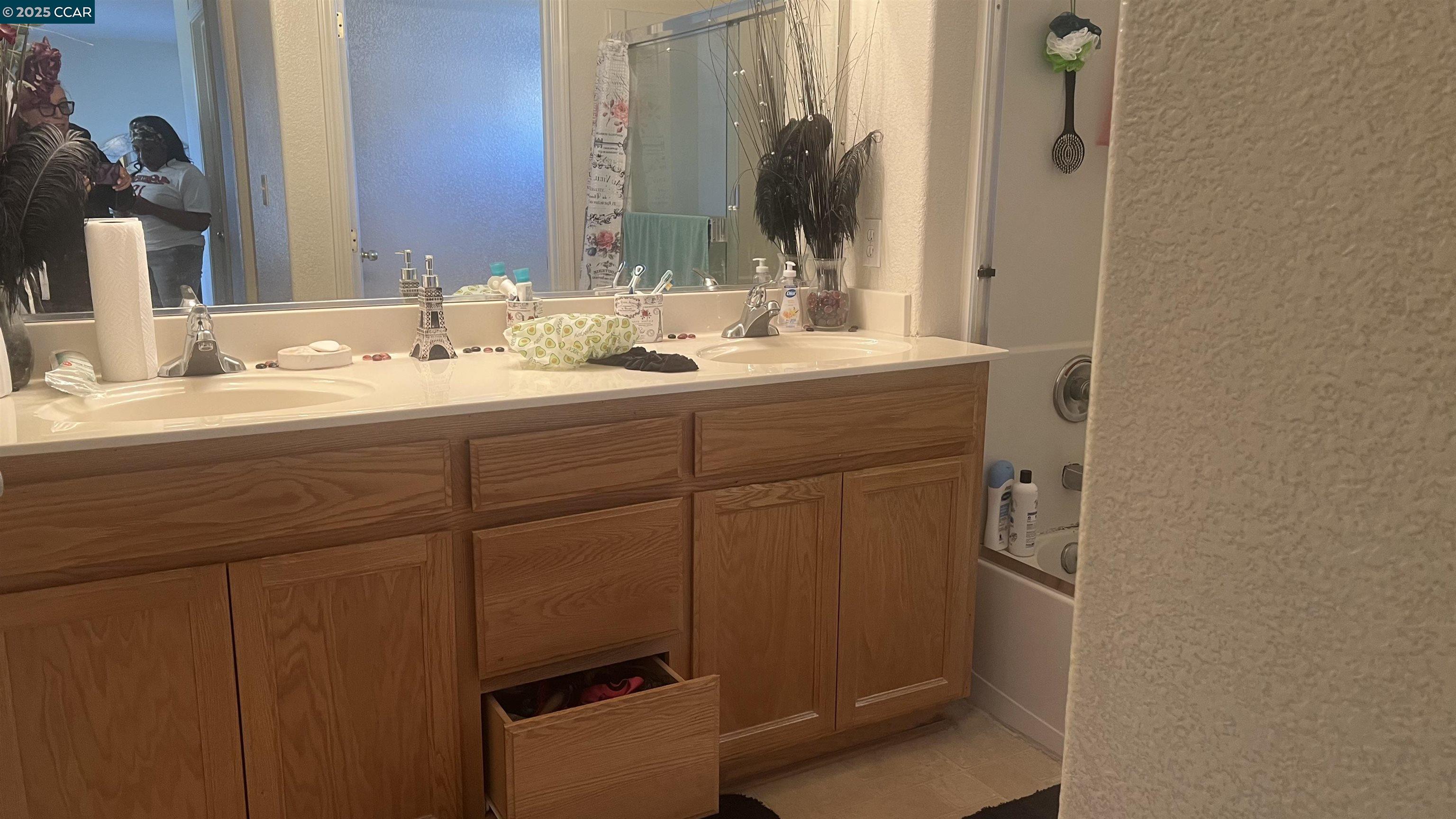 Bay Point, California 94565, United States, 3 Bedrooms Bedrooms, ,3 BathroomsBathrooms,Residential,Pending,15125