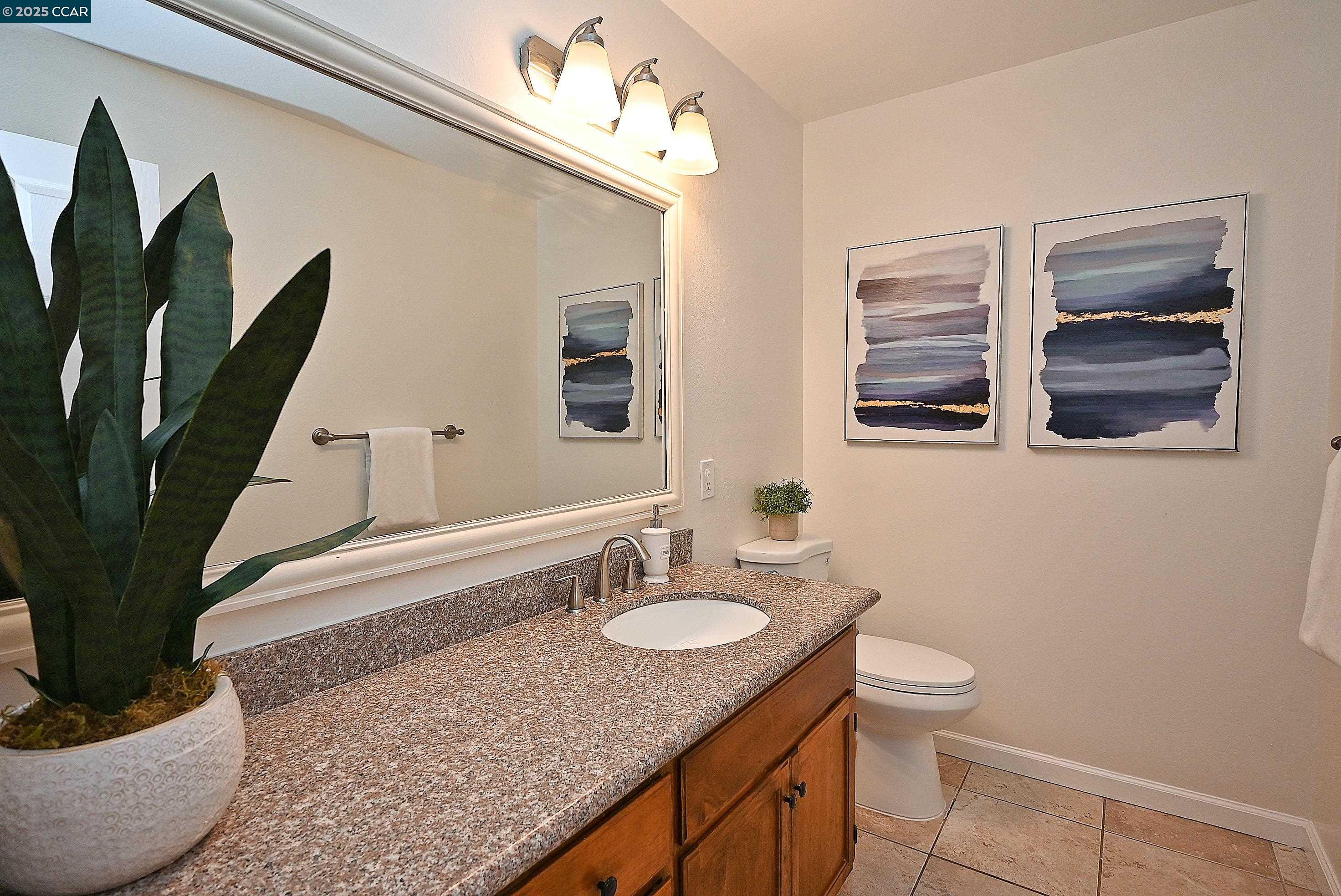 Martinez, California 94553, United States, 3 Bedrooms Bedrooms, ,3 BathroomsBathrooms,Residential,Active,193421