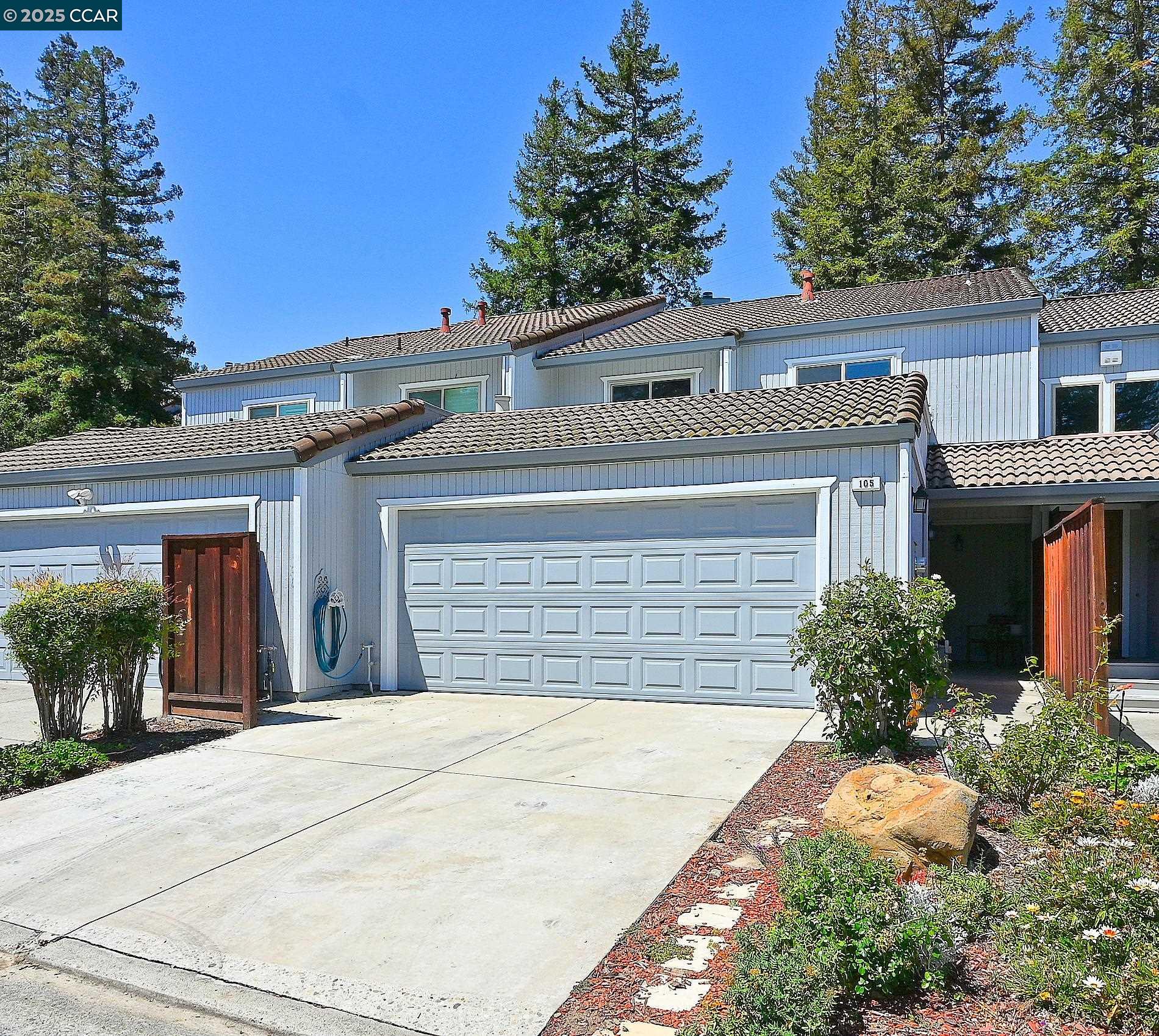 Martinez, California 94553, United States, 3 Bedrooms Bedrooms, ,3 BathroomsBathrooms,Residential,Active,193421