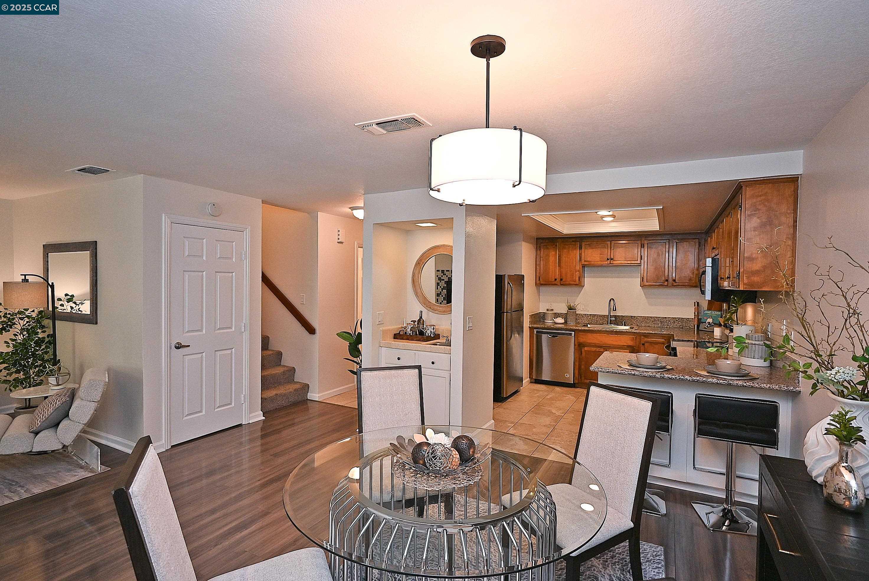 Martinez, California 94553, United States, 3 Bedrooms Bedrooms, ,3 BathroomsBathrooms,Residential,Active,193421