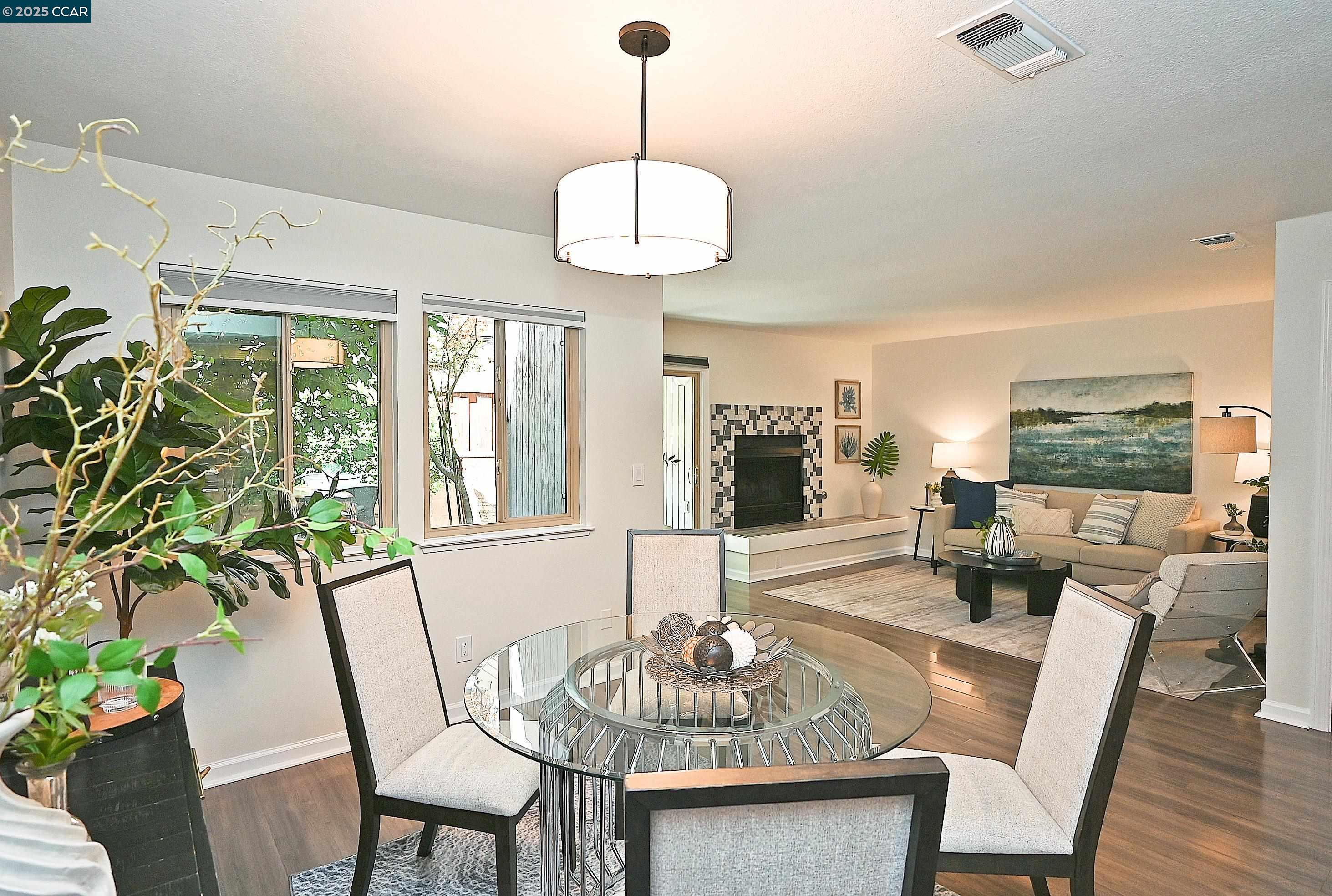 Martinez, California 94553, United States, 3 Bedrooms Bedrooms, ,3 BathroomsBathrooms,Residential,Active,193421